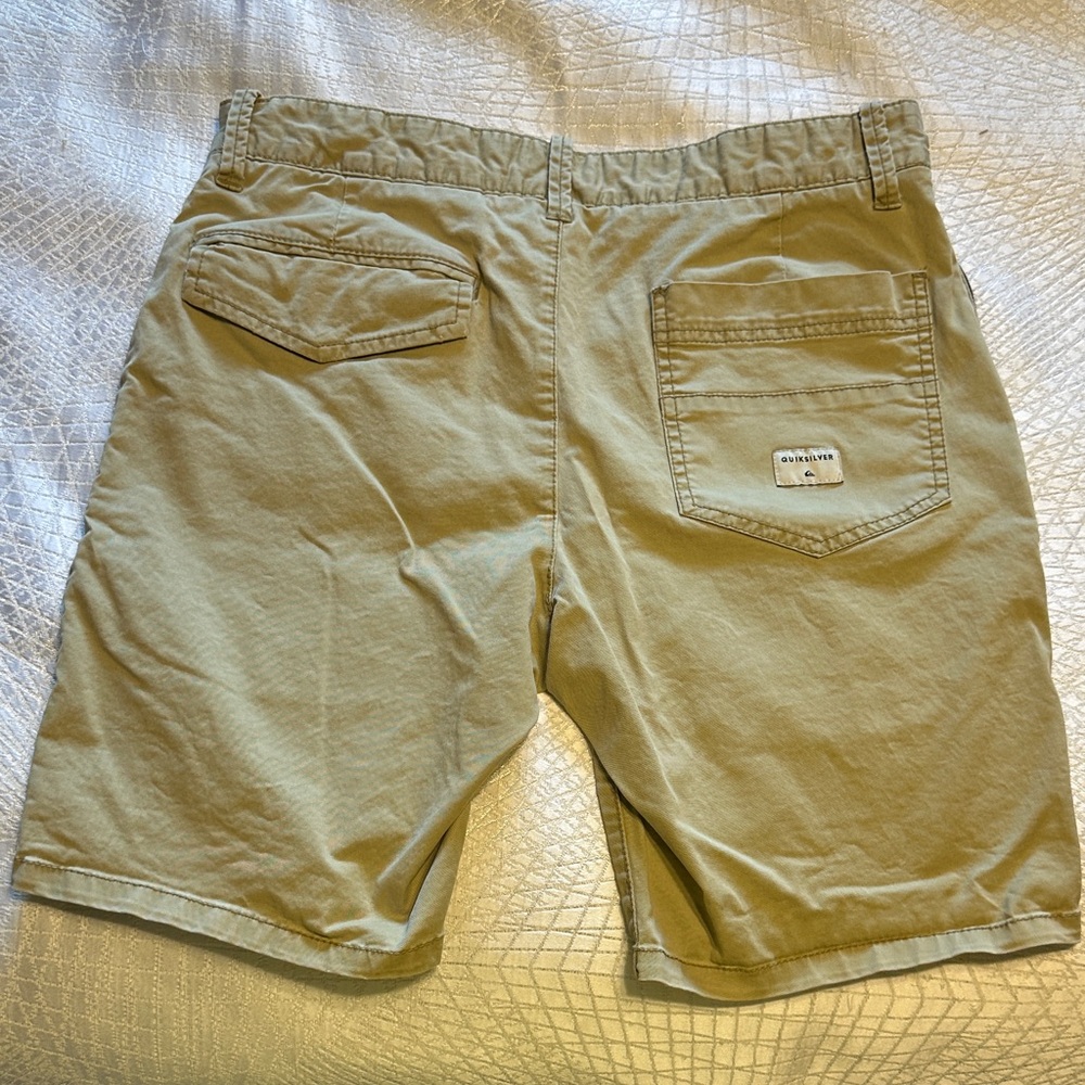 Men's Quiksilver Tan Shorts - Picture 2 of 5
